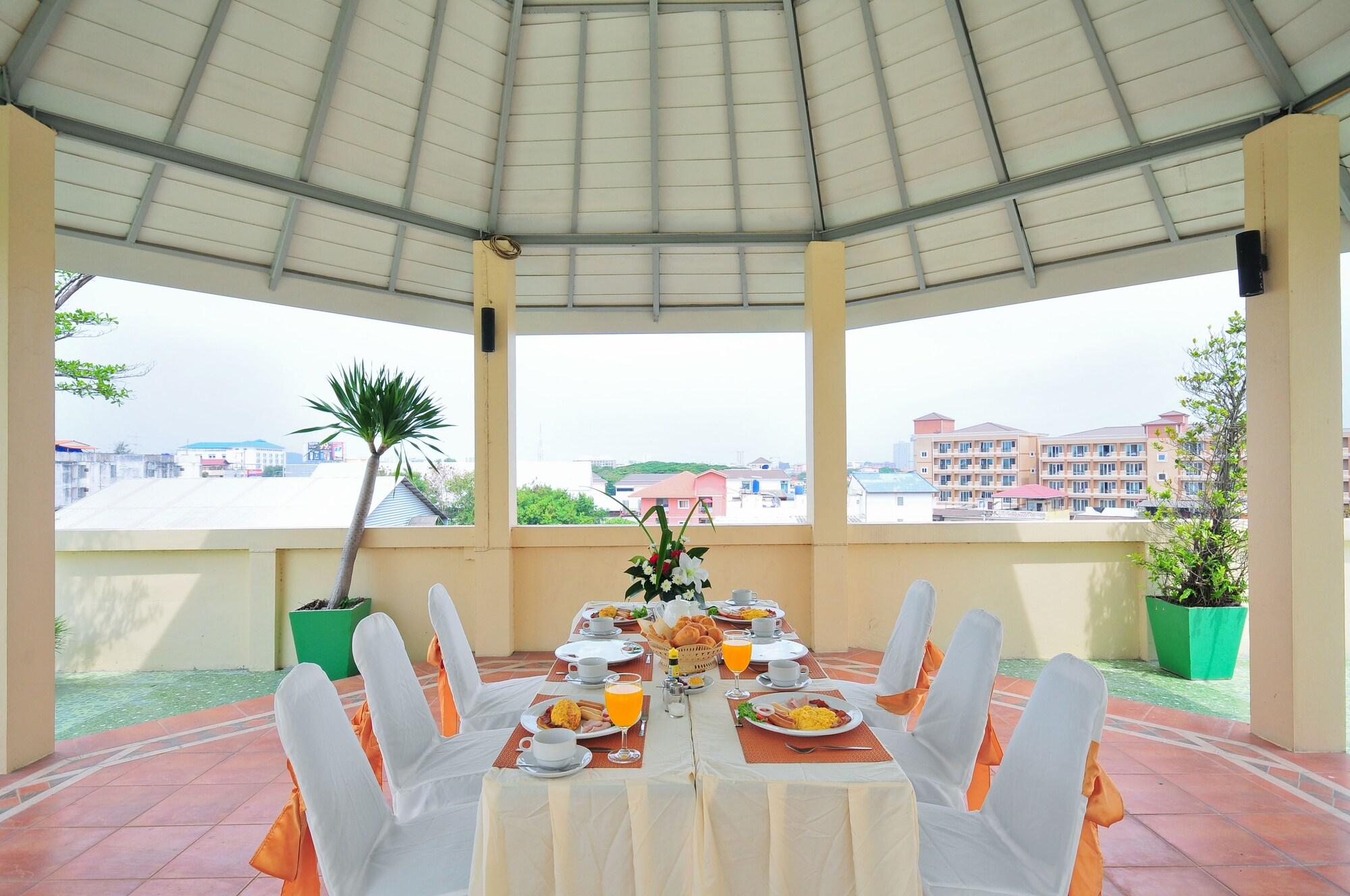 Gazebo Resort, Pattaya Zewnętrze zdjęcie